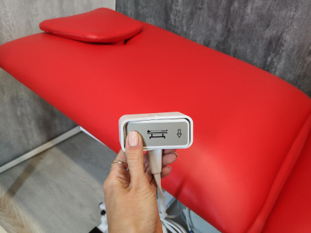 Массажный стол с двумя электроприводами Heliox Х222 (ширина ложа 650 мм)